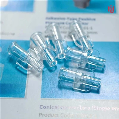 Female Luer Winged Connector